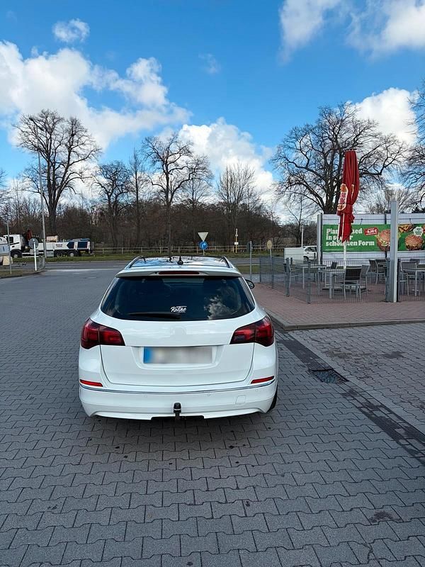 Gebraucht Opel Astra OPC 110 PS (80 kW) 2014 Weiß Kombi