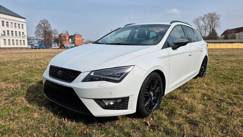 Gebraucht Seat Leon ST 214 PS (157 kW) 2016 Weiß Kombi