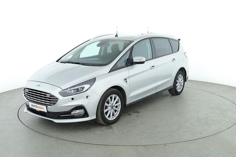 Grau Gebraucht 2021 Ford S-MAX Trend Van / Kleinbus | 19.340 € (Superpreis) - Bild 1/3