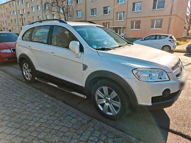 Gebraucht Chevrolet Captiva 134 PS (98 kW) 2010 Weiß SUV