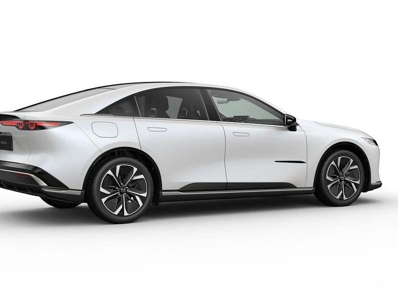 Neu Mazda 6e Takumi-Line 189 kW (258 PS) 2026 Crystal white pearl Limousine