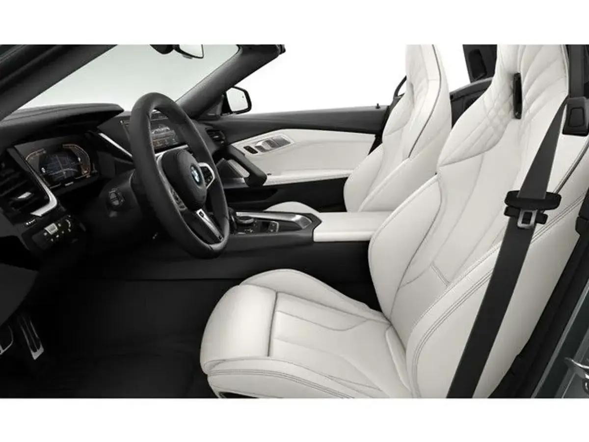 Gebraucht BMW Z4 258 PS (189 kW) 2024 Grau Cabrio