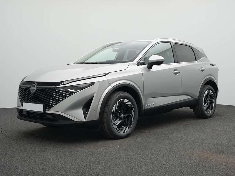 Neu Nissan Qashqai Comfort 190 PS (139 kW) 2025 Silver (m) black SUV