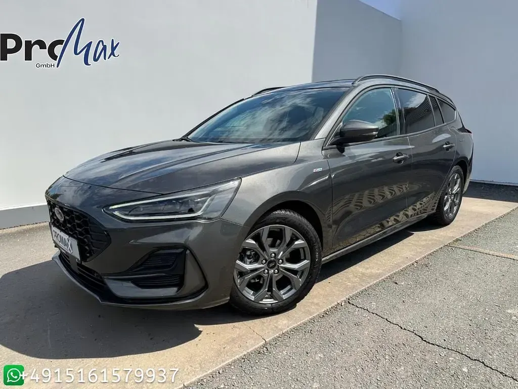Gebraucht Ford Focus ST-Line X 155 PS (114 kW) 2024 Grau Limousine