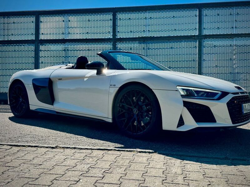 Weiß Gebraucht 2018 Audi R8 Spyder Sport Cabrio | 92.490 € - Bild 1/4