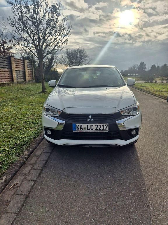 Weiß Gebraucht 2017 Mitsubishi ASX Top SUV | 11.390 € (Guter Preis) - Bild 1/4