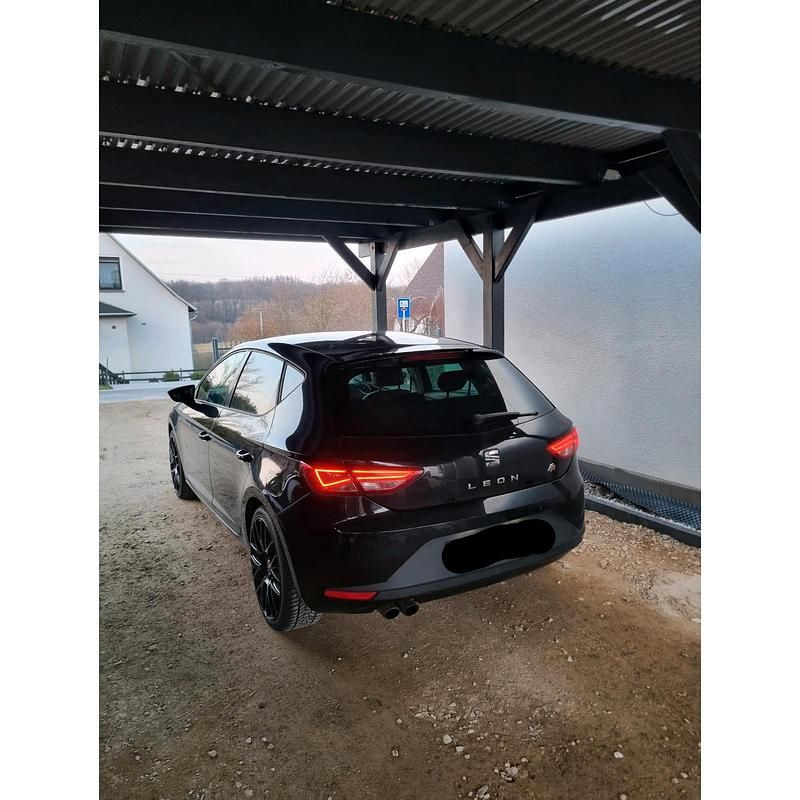 Gebraucht Seat Leon FR 179 PS (131 kW) 2016 Schwarz Limousine