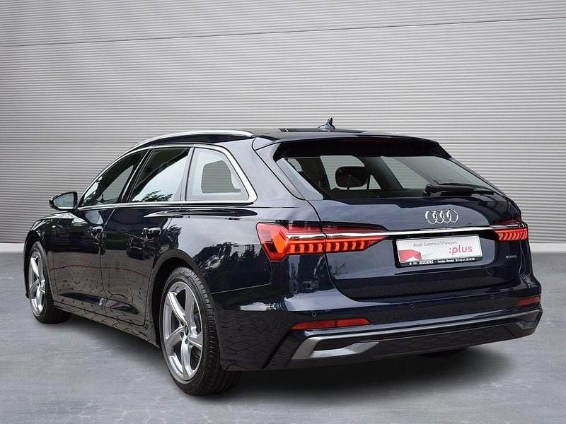 Gebraucht Audi A6 S-Line 204 PS (150 kW) 2024 Firmamentblau metallic Kombi