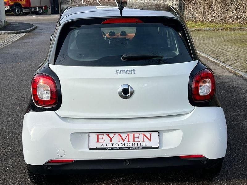 Gebraucht Smart ForFour Basis 71 PS (52 kW) 2015 Schwarz Kleinwagen