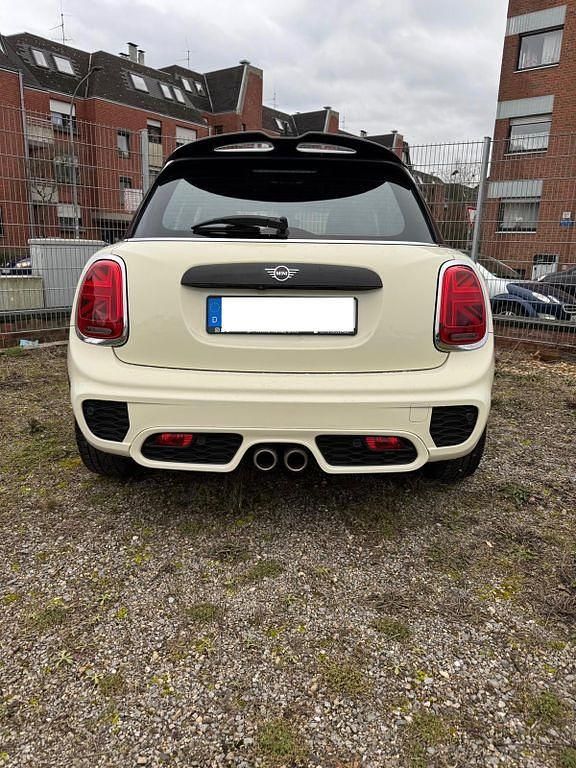 Gebraucht Mini John Cooper Works 192 PS (141 kW) 2020 Weiß Kleinwagen