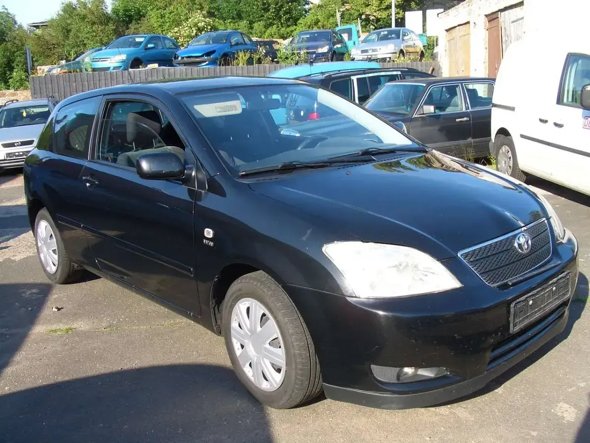 Gebraucht Toyota Corolla 97 PS (71 kW) 2003 Other Limousine