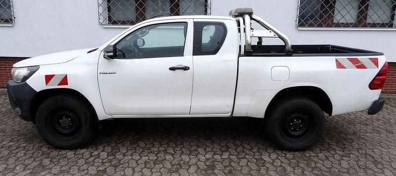 Gebraucht Toyota HiLux 150 PS (110 kW) 2017 Weiß Pickup