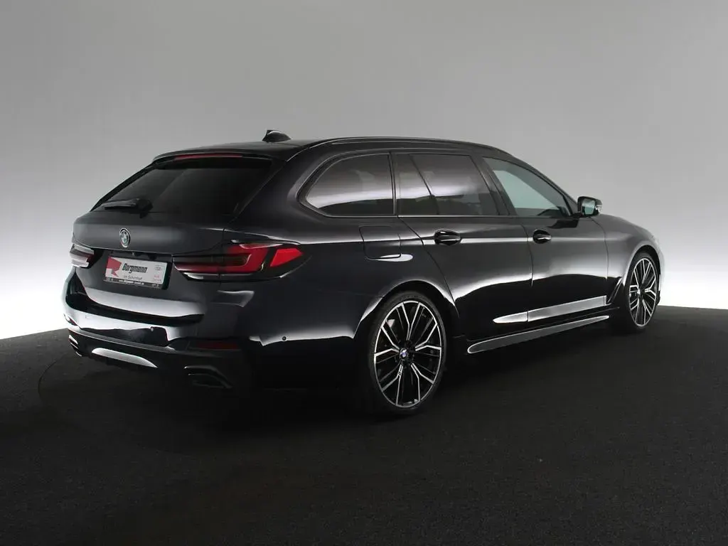 Gebraucht BMW 540 M Sport 340 PS (250 kW) 2023 Schwarz Limousine