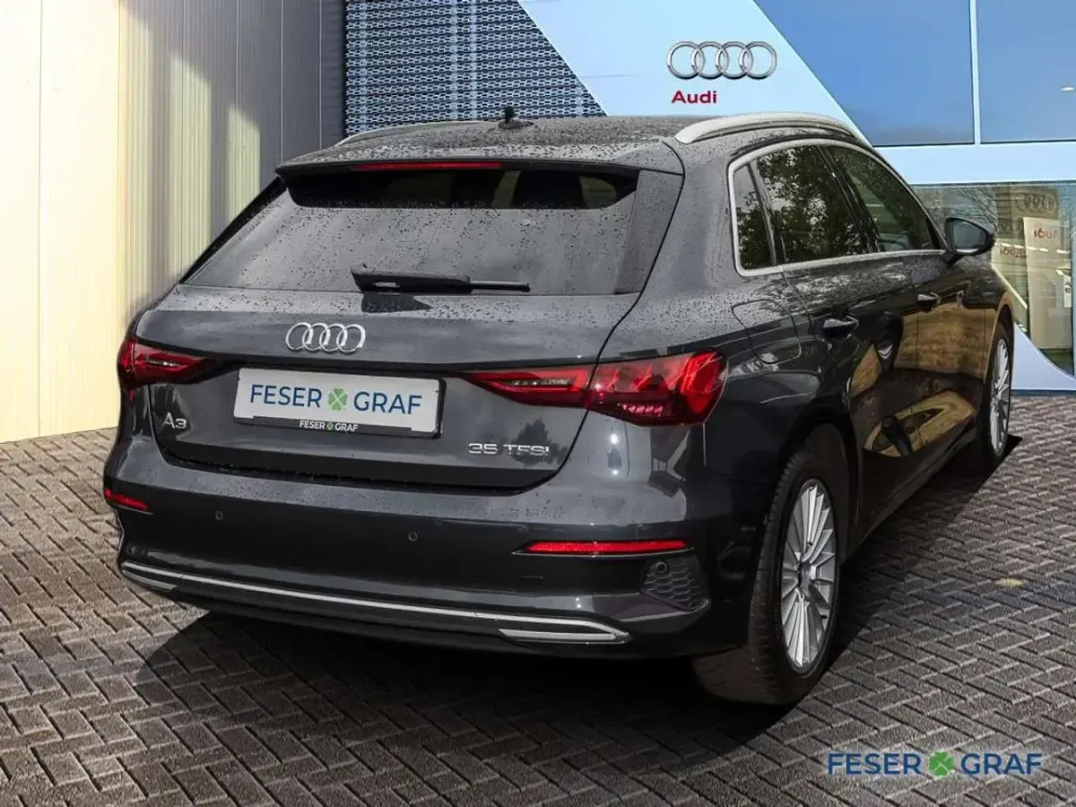 Gebraucht Audi A3 Advanced 150 PS (110 kW) 2022 Manhattangrau metallic Limousine