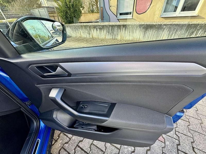 Gebraucht VW T-Roc Active 150 PS (110 kW) 2021 Blau SUV