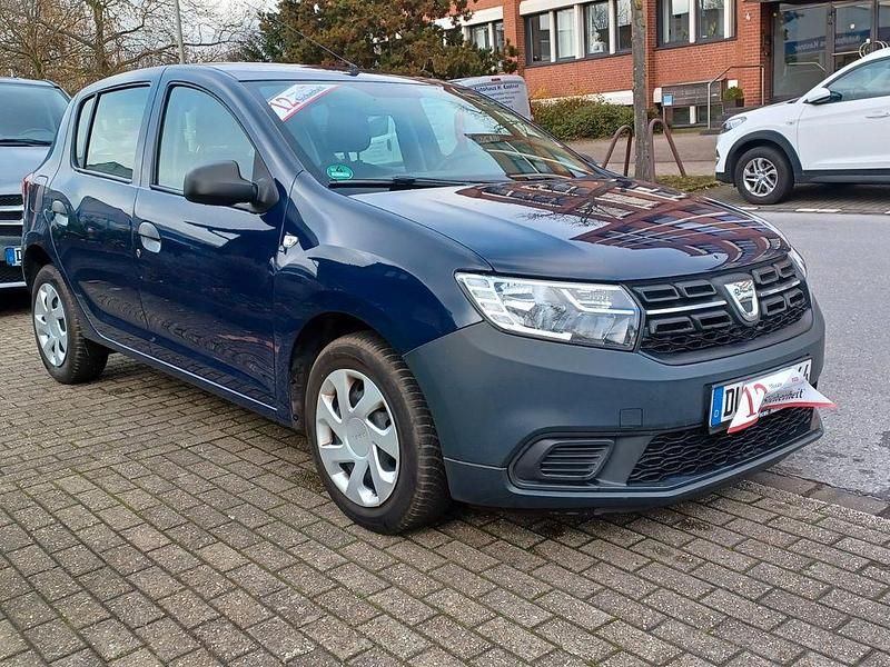 Gebraucht Dacia Sandero Essentiel 73 PS (53 kW) 2017 Blau Kleinwagen