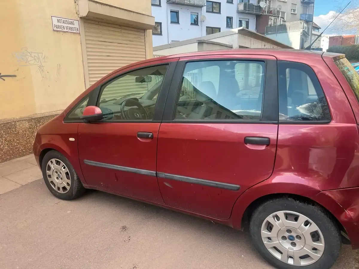 Occasion Fiat Idea 70 ch (51 kW) 2005 Rouge Monospace