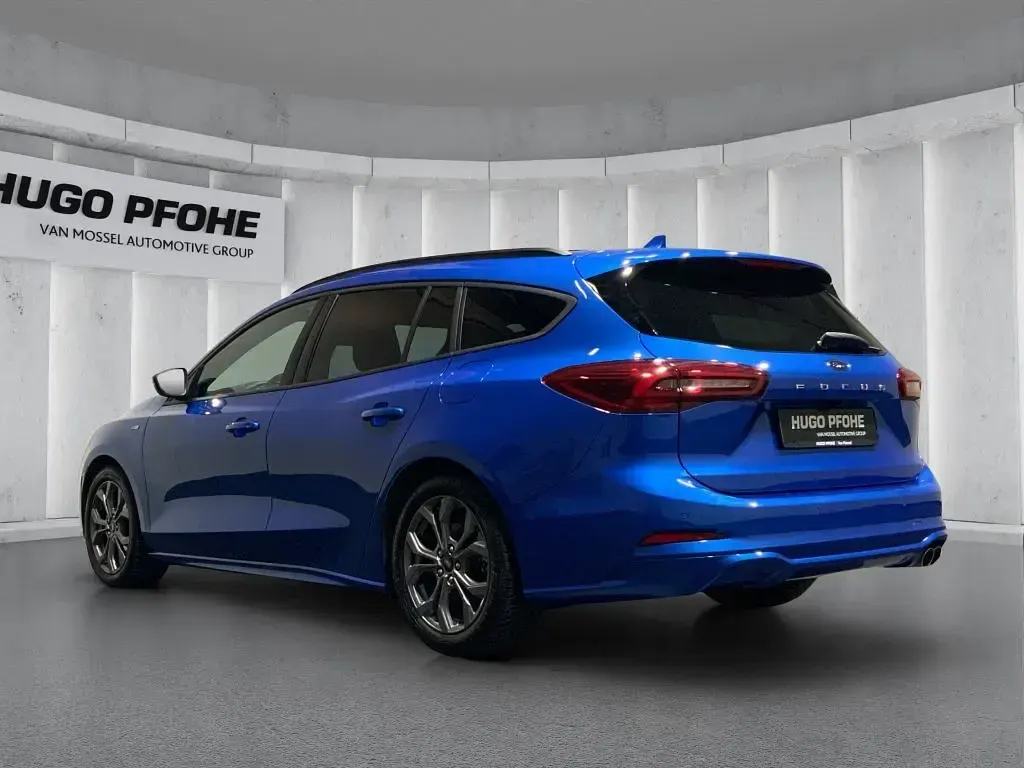Gebraucht Ford Focus ST-Line 155 PS (114 kW) 2025 Blau Limousine
