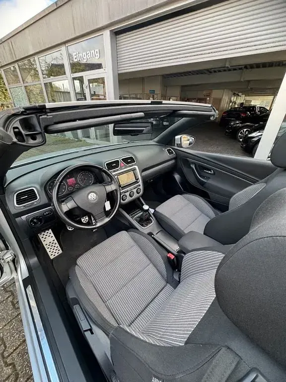 Brugt VW Eos 122 HK (89 kW) 2009 Sølv Cabriolet