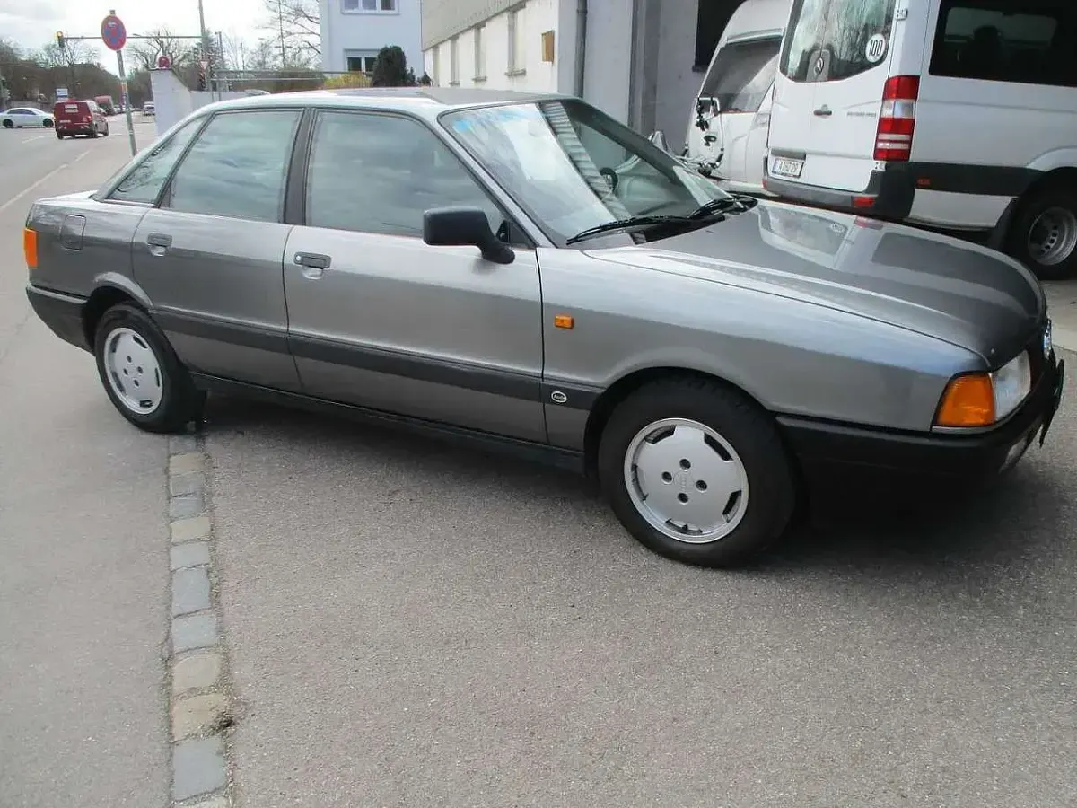 Occasion Audi 80 111 ch (81 kW) 1990 Gris Berline