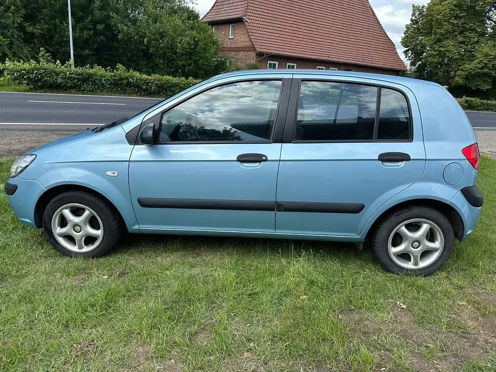 Gebraucht Hyundai Getz Basis 67 PS (49 kW) 2007 Blau Kleinwagen