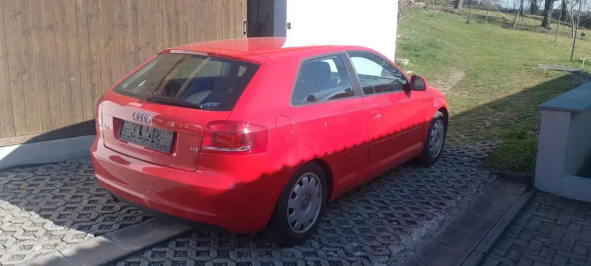 Gebraucht Audi A3 102 PS (75 kW) 2010 Rot Kleinwagen