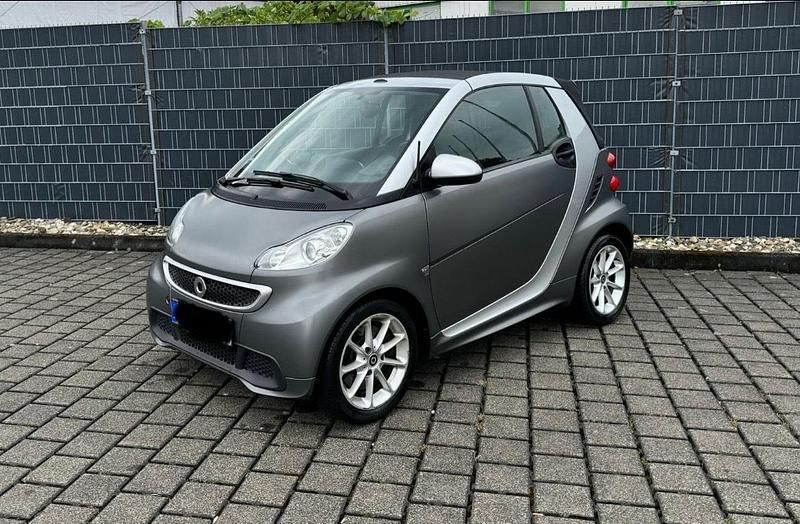 Gebraucht Smart ForTwo Cabrio 71 PS (52 kW) 2013 Grau Cabrio