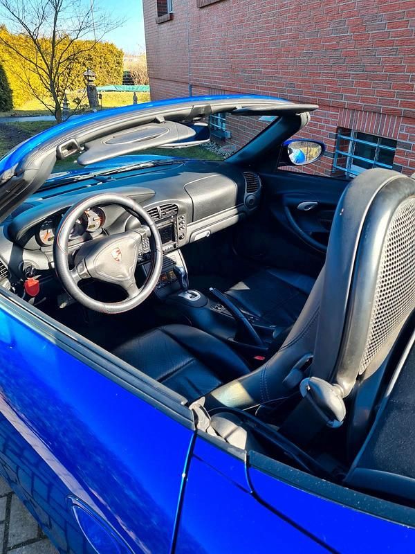Gebraucht Porsche Boxster 228 PS (167 kW) 2004 Blau Cabrio