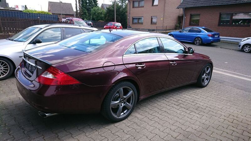 Gebraucht Mercedes CLS320 224 PS (164 kW) 2007 Rot Limousine