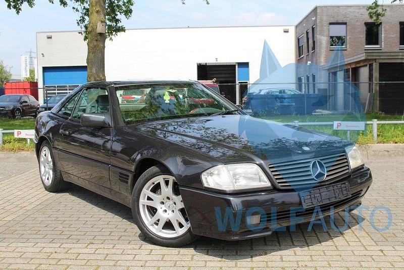 Grau Gebraucht 1991 Mercedes SL300 Cabrio | 11.250 € - Bild 1/4