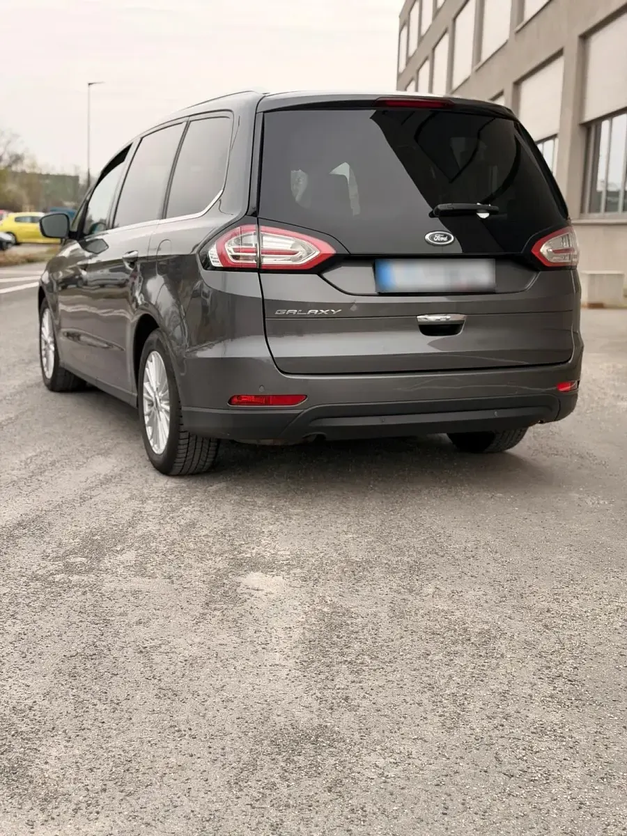 Gebraucht Ford Galaxy Titanium 210 PS (154 kW) 2015 Grau Van / Kleinbus