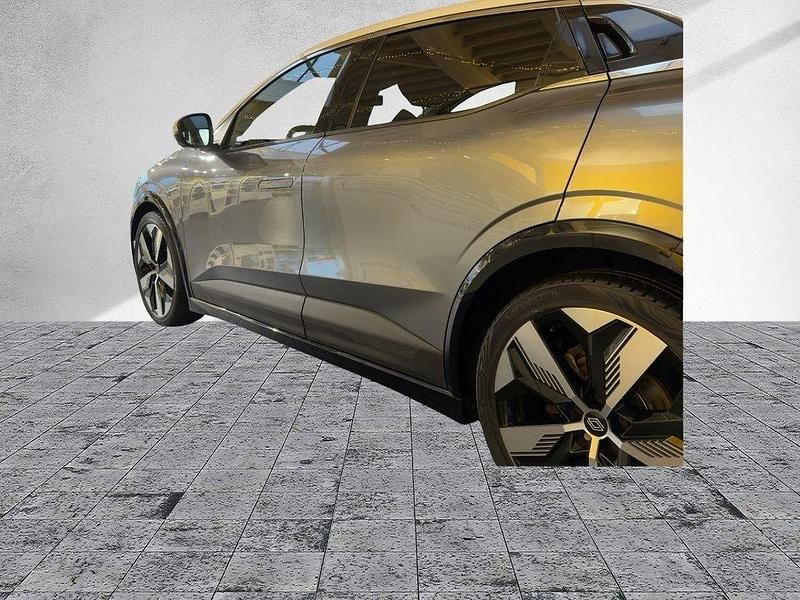 Używany Renault Megane E-Tech Techno 160 kW (218 KM) 2023 Szary Sedan/Limuzyna