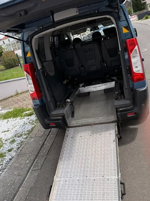 Gebraucht Citroën Jumpy 120 PS (88 kW) 2011 Blau Van / Kleinbus