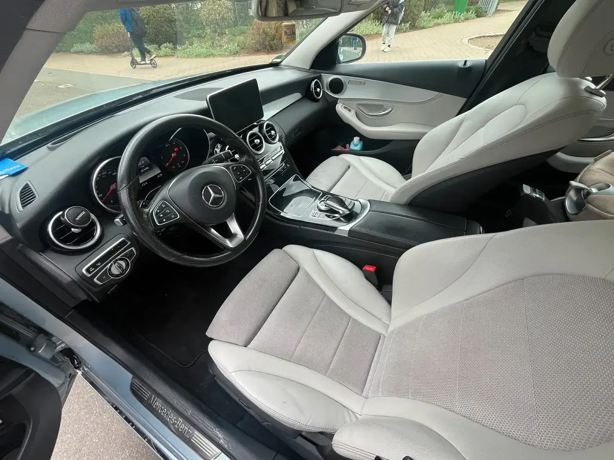 Gebraucht Mercedes C220 170 PS (125 kW) 2014 Silber Kombi