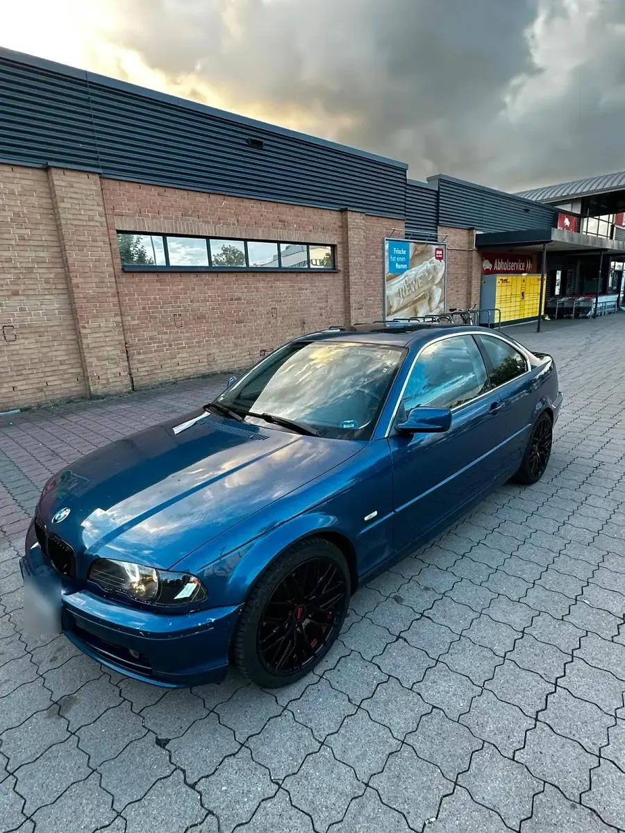 Gebraucht BMW 320 150 PS (110 kW) 2000 Blau Coupé