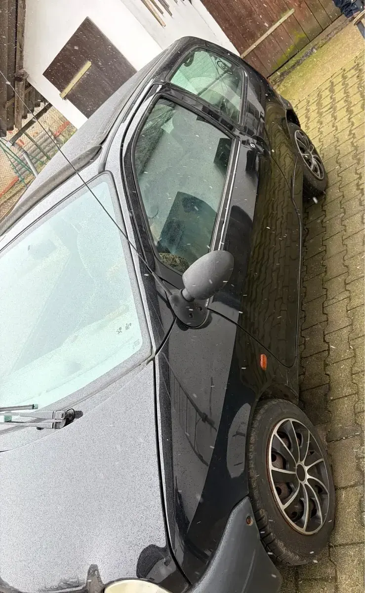Gebraucht Renault Twingo 58 PS (42 kW) 2002 Schwarz Kleinwagen