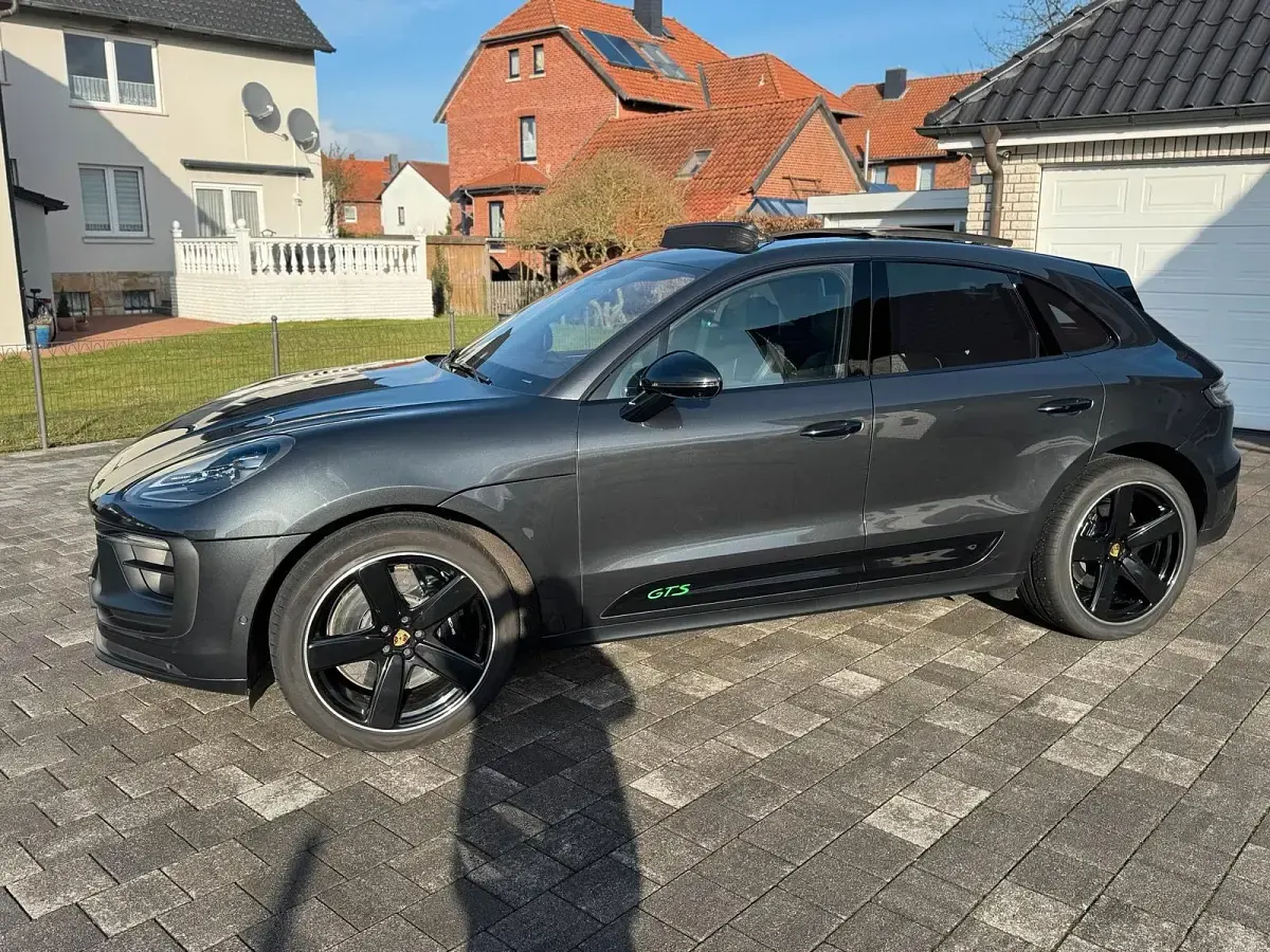 Gebraucht Porsche Macan 441 PS (324 kW) 2022 Grau SUV