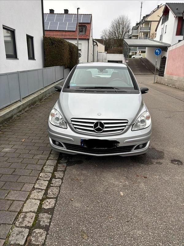 Grau Gebraucht 2006 Mercedes B150 Van / Kleinbus | 3.200 € (Superpreis) - Bild 1/4