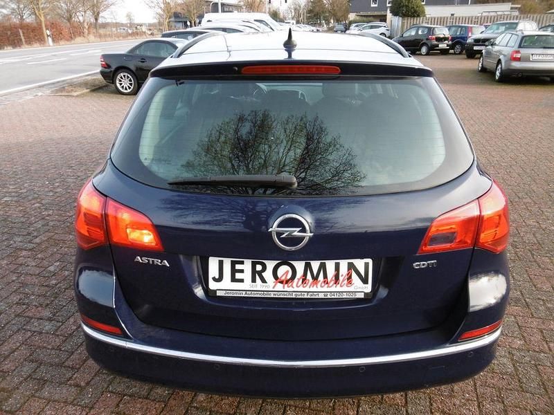 Gebraucht Opel Astra Active 131 PS (96 kW) 2012 Blau Kombi