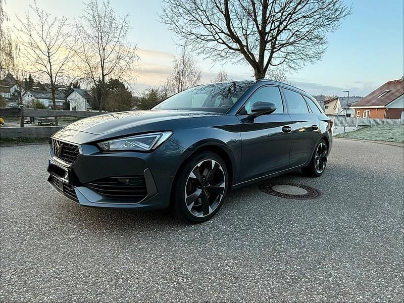 Usata Cupra Leon 245 CV (180 kW) 2023 Grigio Station wagon