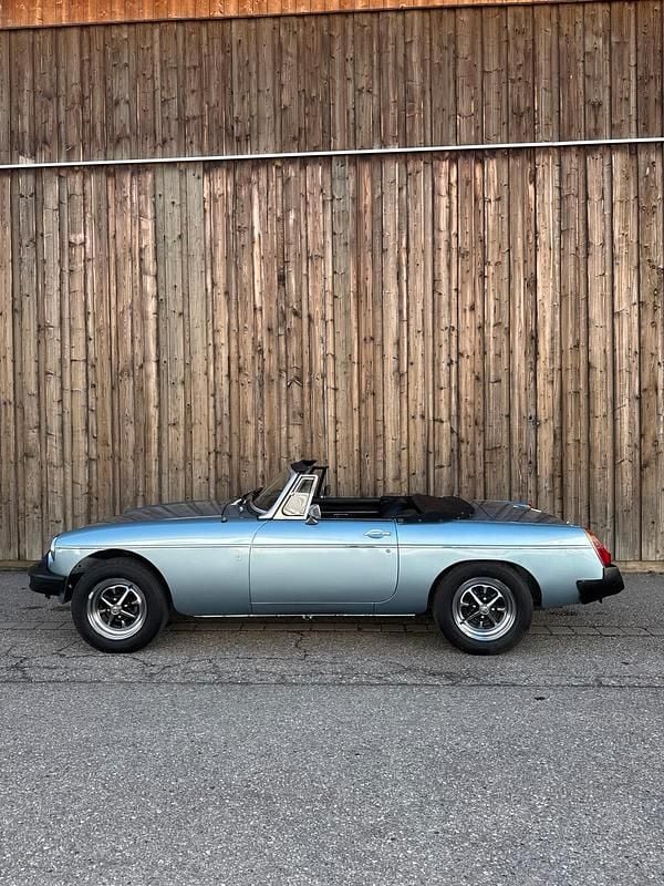 Gebraucht MG B 90 PS (66 kW) 1976 Blau Cabrio