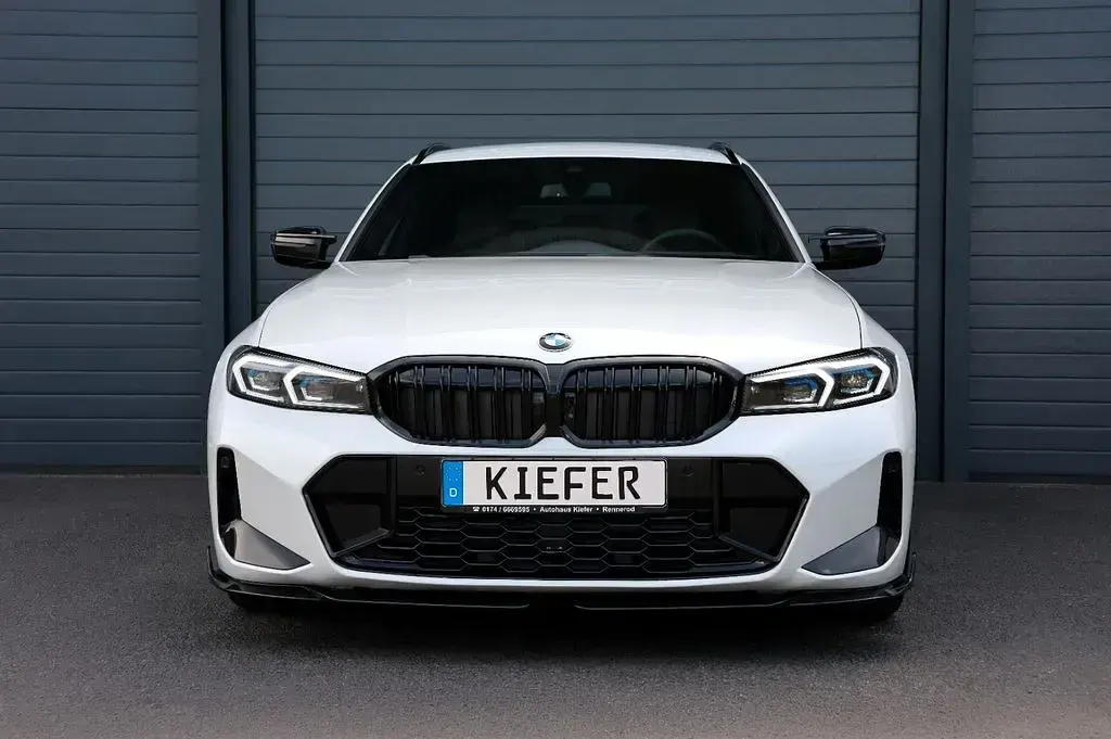 Gebraucht BMW 320 Performance 190 PS (139 kW) 2024 Mineralweiß metallic (a96) Kombi