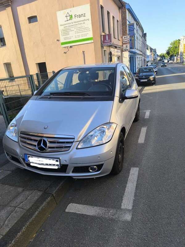Gebraucht 2009 Mercedes A180 Avantgarde Limousine | 3.100 € (Fairer Preis) - Bild 1/4