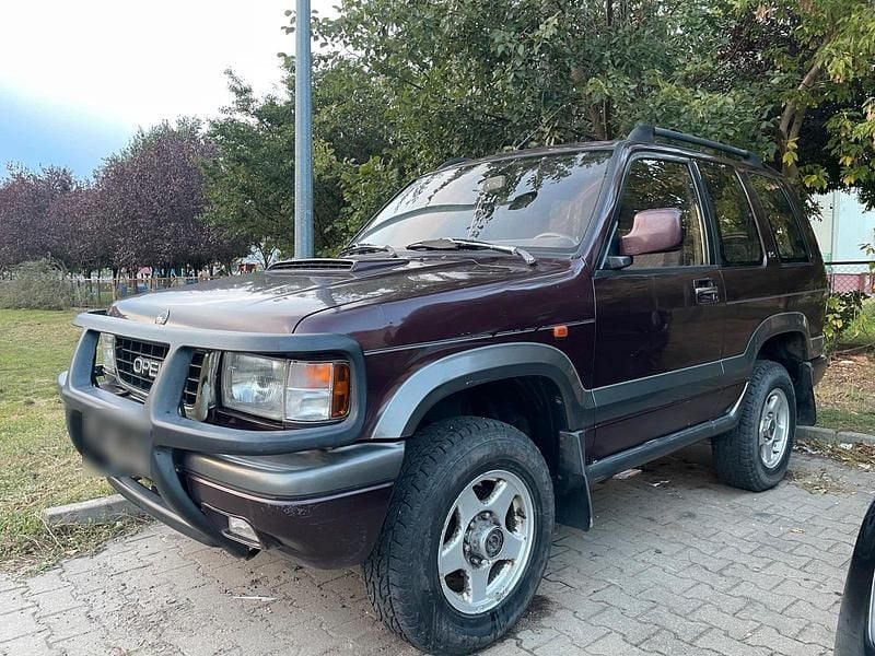 Violet Gebraucht 1995 Opel Monterey SUV | 4.900 € - Bild 1/4