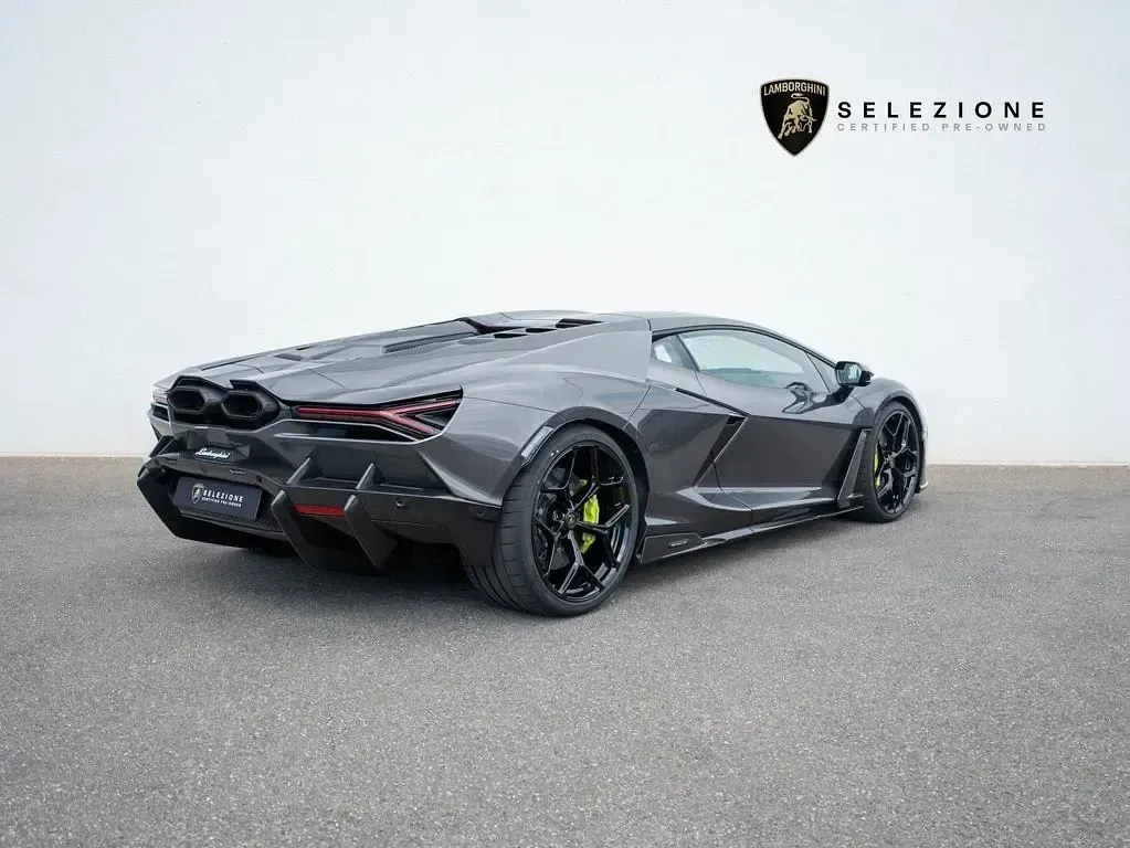 Gebraucht Lamborghini Revuelto 1016 PS (747 kW) 2026 Grau Coupé