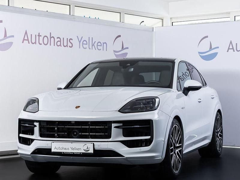 Weiß Gebraucht 2024 Porsche Cayenne Coupe Coupé | 112.990 € (Teuer) - Bild 1/4