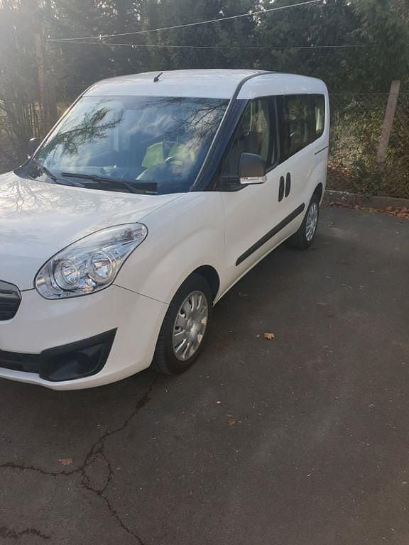 Gebraucht Opel Combo 95 PS (69 kW) 2016 Van / Kleinbus
