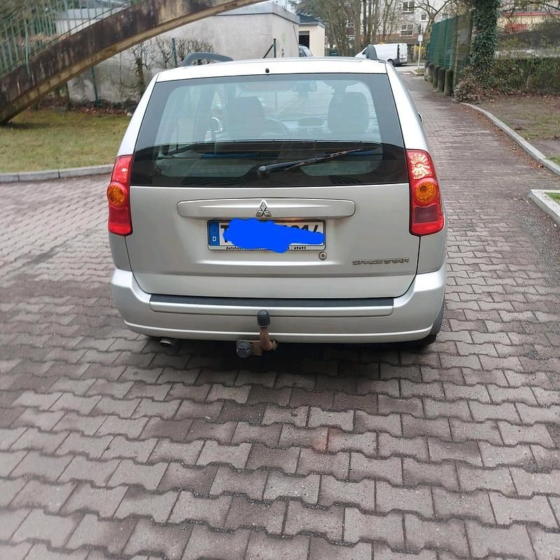 Gebraucht Mitsubishi Space Star 95 PS (69 kW) 2002 Van / Kleinbus