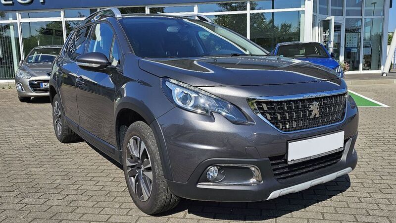 Grau Gebraucht 2019 Peugeot 2008 Allure SUV | 12.887 € (Fairer Preis) - Bild 1/4