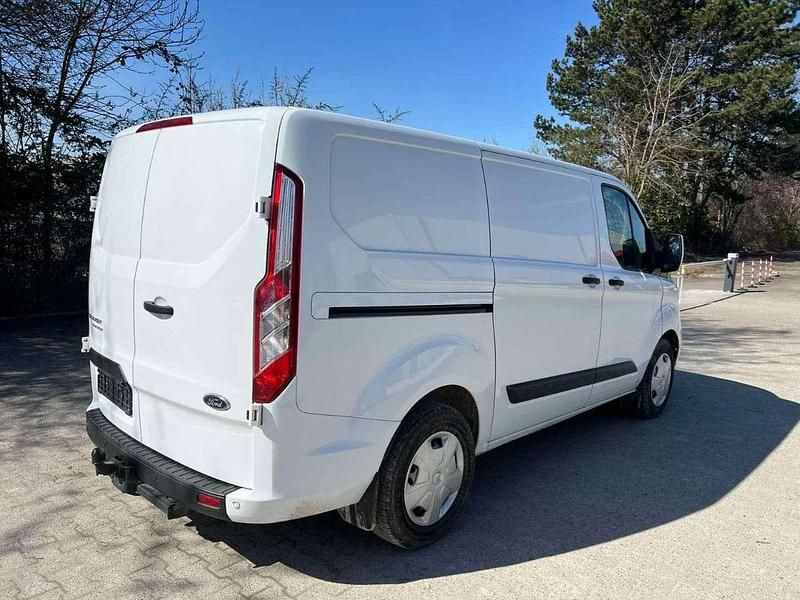 Gebraucht Ford Transit Custom Trend 131 PS (96 kW) 2022 Weiß Pickup